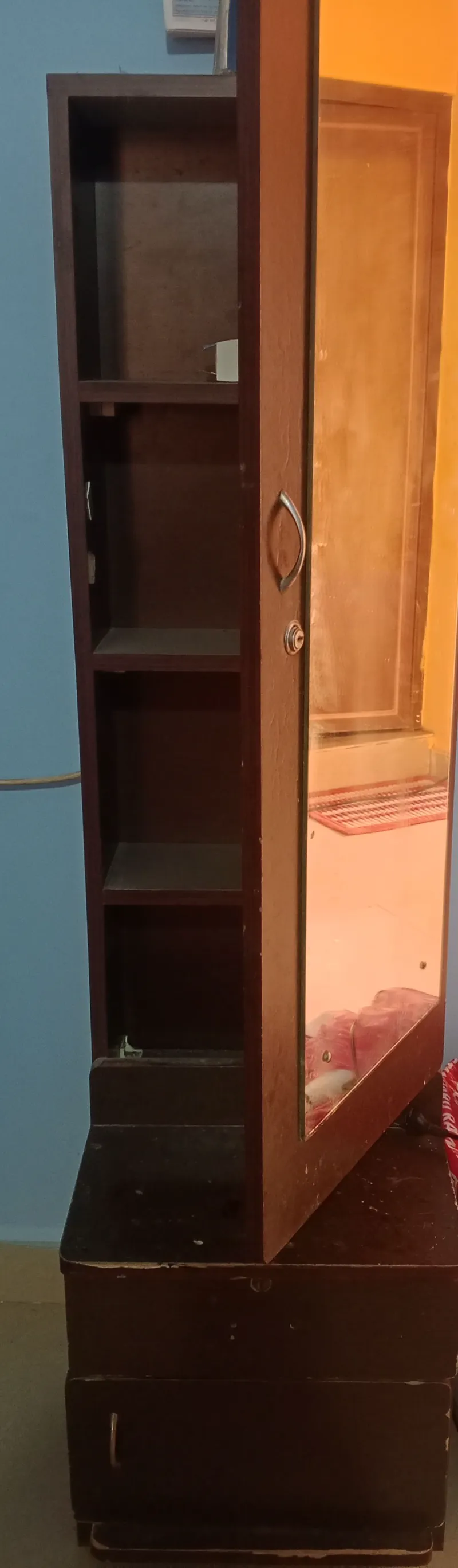 Dressing table - Furniture & Household Items in Bengaluru Rural for ₹1000