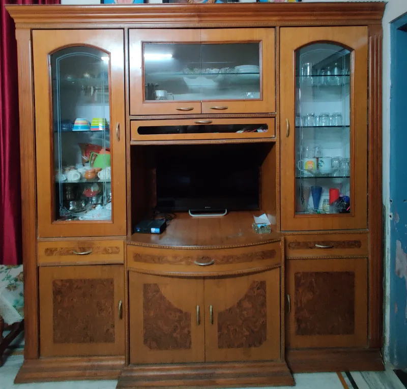 Wooden Crockery Cabinet  - Furniture & Household Items for sale in Jaipur, Rajasthan