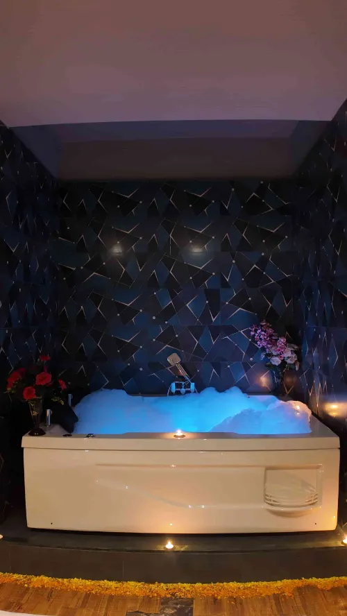 Oceanic Spa - Spa In Bandra, Mumbai