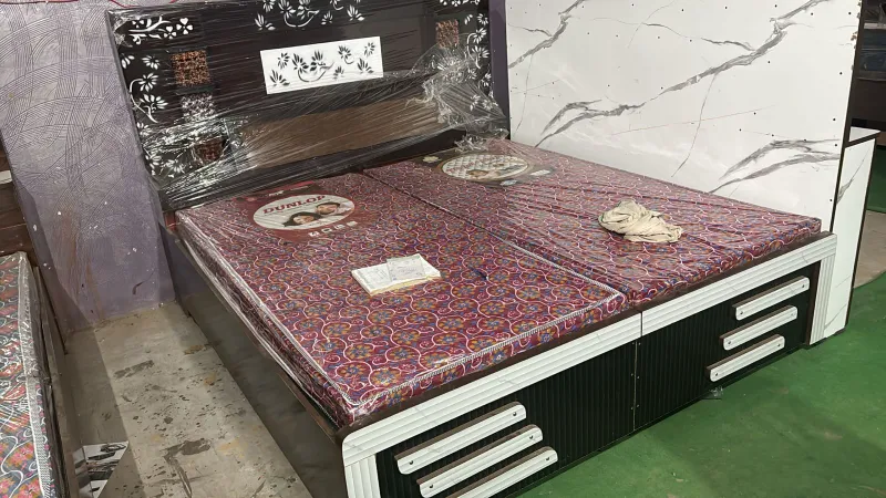 Buy And Sell Furniture & Household Items