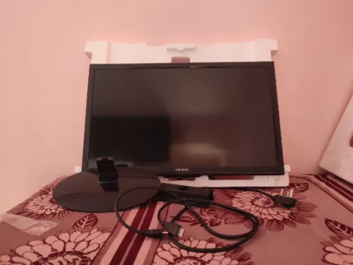 Excellent Running Home-used 24 inches Croma LED TV