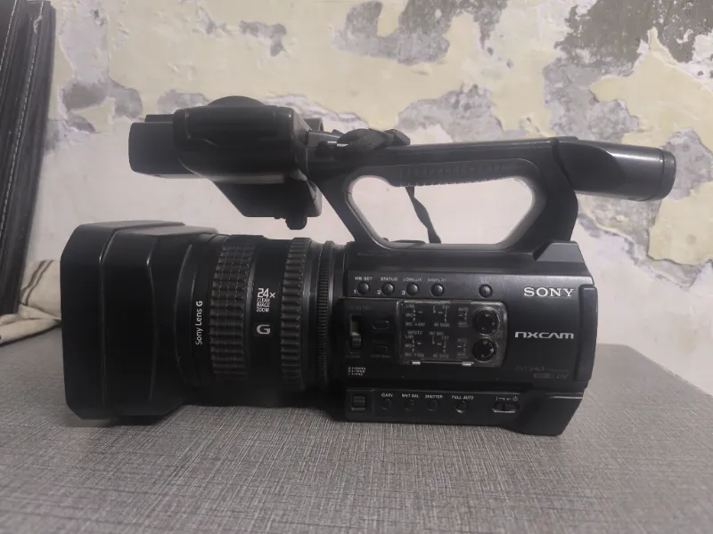 Nx100 Sony