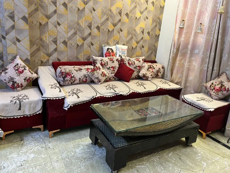 7 seater sofa for instant sale