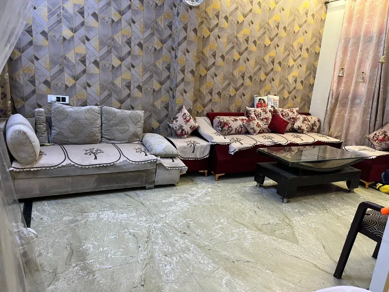 7 seater sofa for instant sale