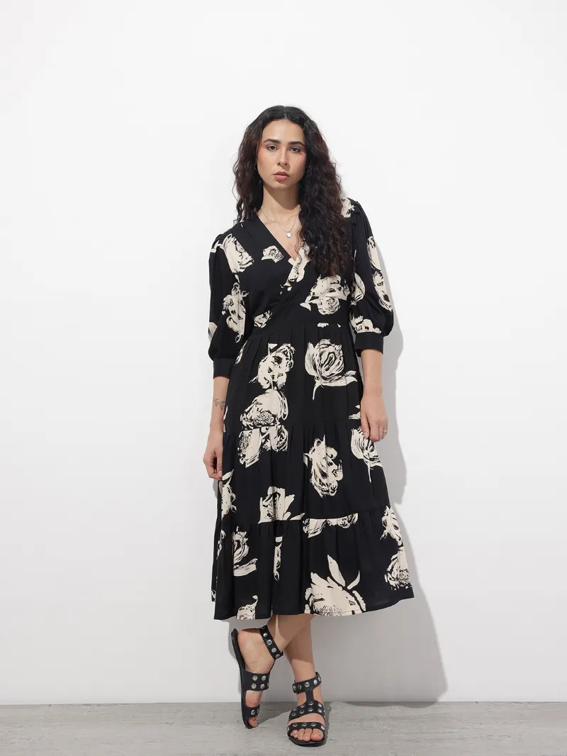 Black V-Neck Midi Dress - Fashion for sale in Mumbai City, Maharashtra
