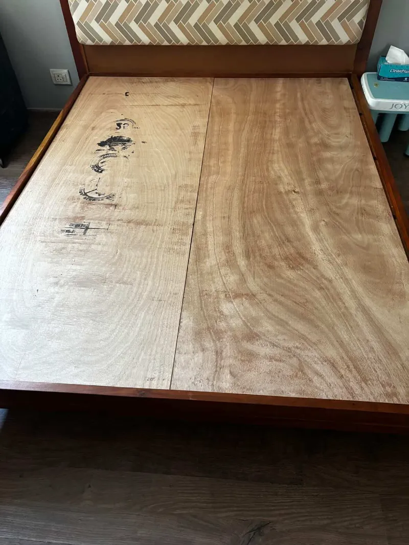 Queen Size Bed with Mattress | Like New | Urgent Sale in Gurugram