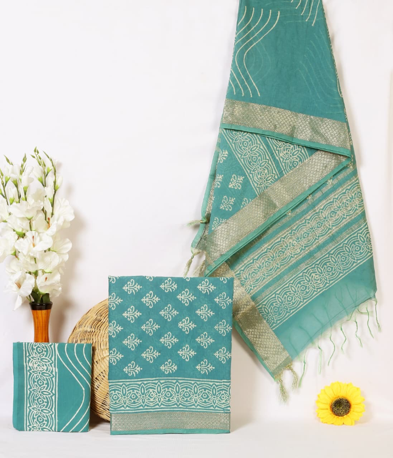 Best Sarees in Jaipur | Ethnic Wear, Party Wear Sarees, Kurtis & Suits In Silk & Cotton – Gaurakshi Boutique