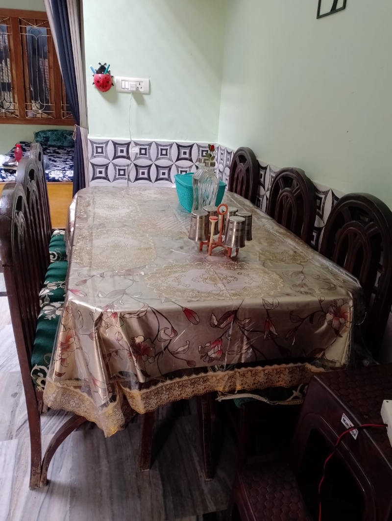 Buy And Sell Furniture & Household Items