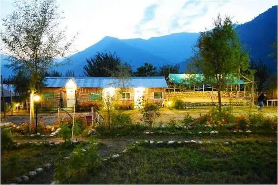 Camp Exotica 