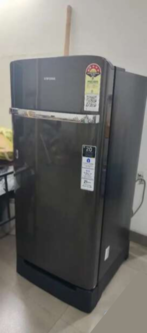 Samsung second hand fridge  253L  single door